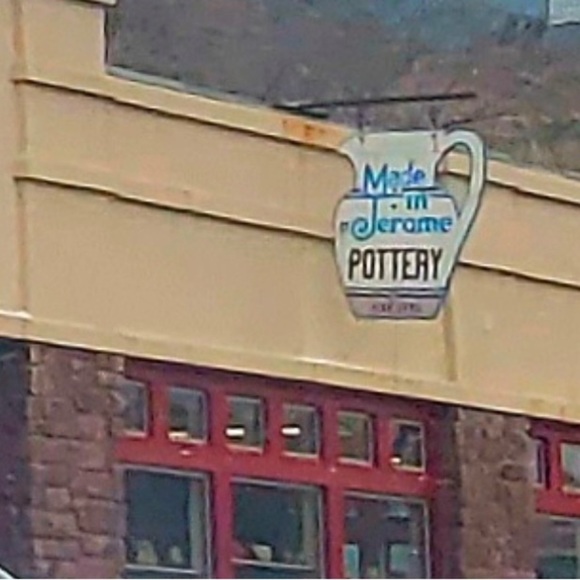 TWO Handcrafted Studio Pottery Bowls Chili Pepper signed JEM Jerome AZ 2019 4” - Picture 9 of 10